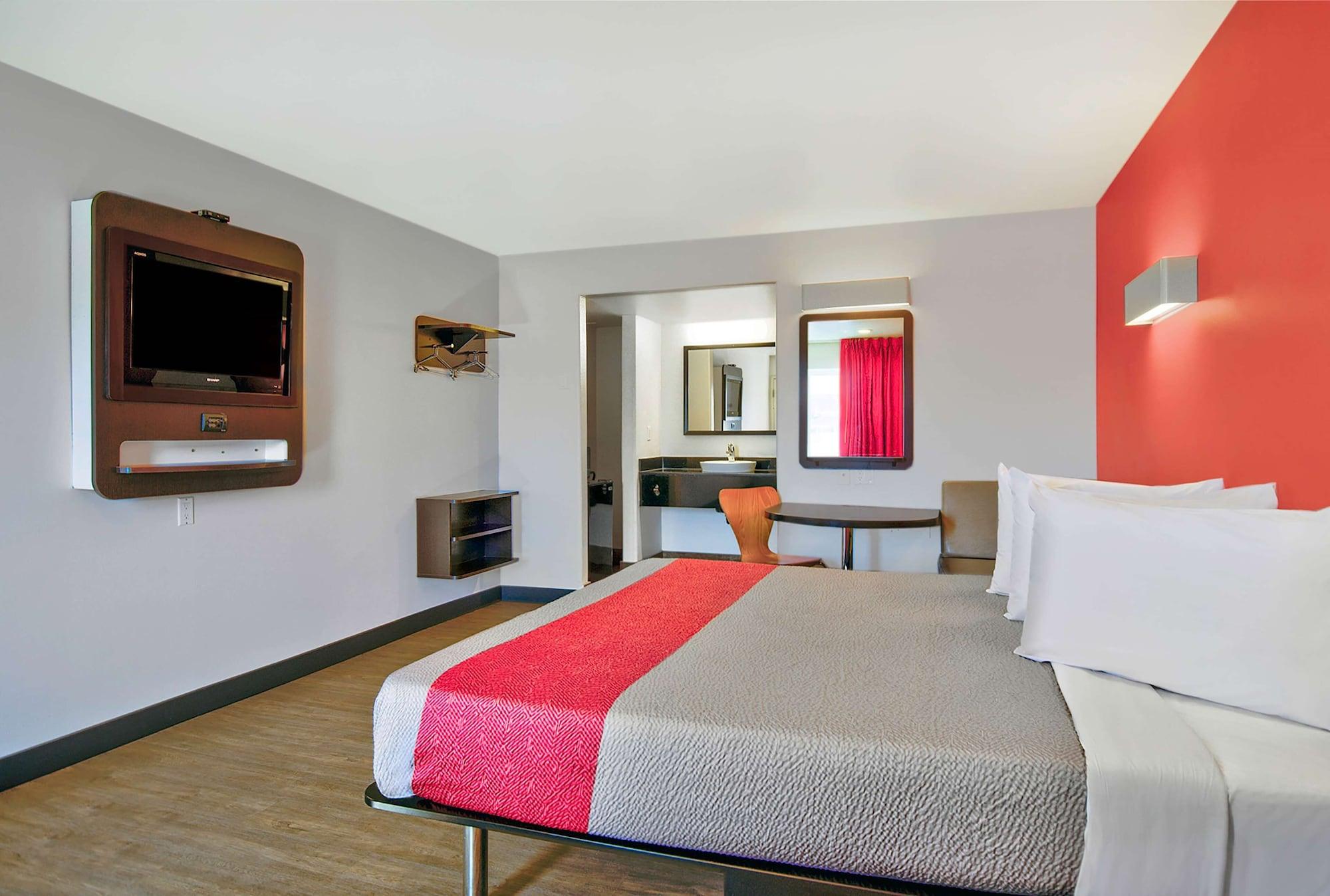 Motel 6 维克多维尔 外观 照片